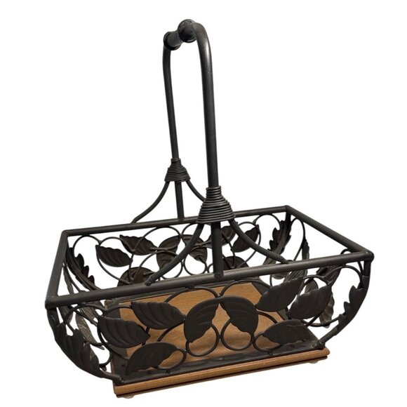 Wrought Iron Leaf Design Basket With Wooden Base 12 3/4 X 9" Heavy - Picture 1 of 13